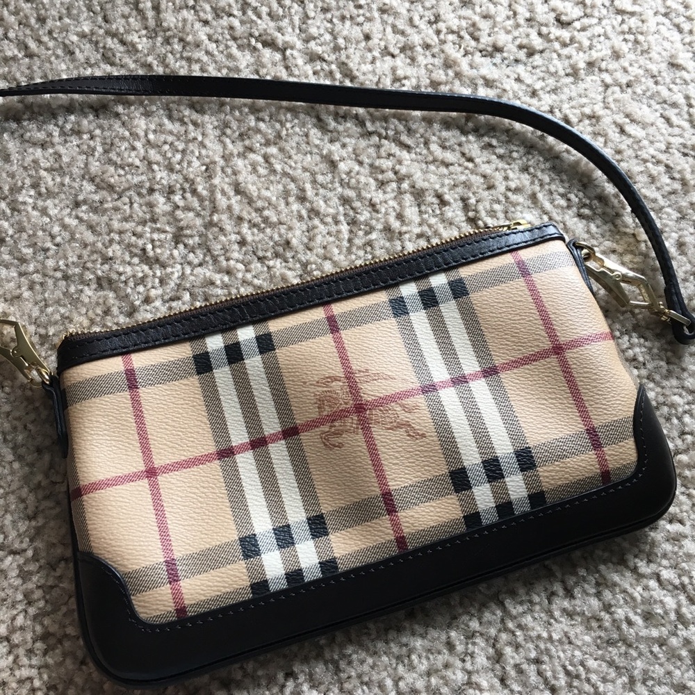 Burberry Crossbody 100% Authentic New Condition